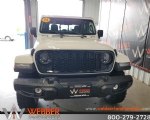 Image #3 of 2024 Jeep Gladiator